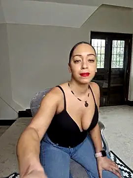 QueenTricks1 online show from 03-13-26, 11:48