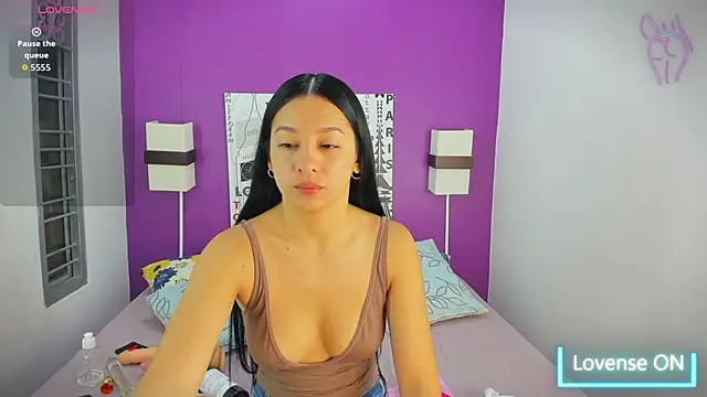 Lila Pinky online show from 10-03-25, 01:23