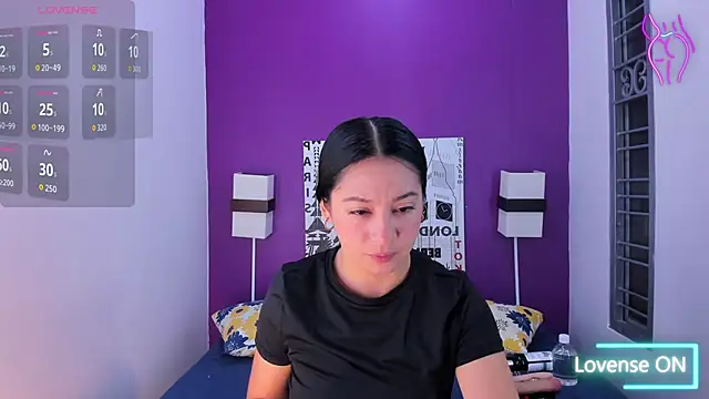 Lila Pinky online show from 11-30-25, 01:12