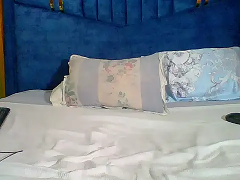 QueenMelisa online show from 07-15-26, 04:30