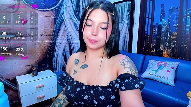 Snapshot of Small_naughty_ chatting on 02-01-25, 05:16 Small naughty online show from 02-01-25, 05:16