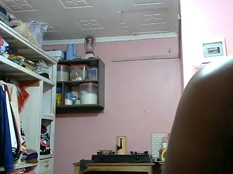 slender-qwene online show from 03-04-26, 08:22