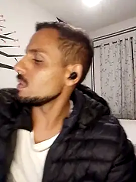 CasadoFavella online show from 04-30-26, 03:02