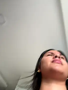 Snapshot of KattyPortman chatting on 10-18-25, 10:12 KattyPortman online show from 10-18-25, 10:12