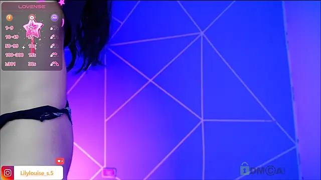 lilylouisee online show from 11-08-25, 11:19