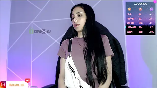 lilylouisee online show from 03-25-26, 05:34