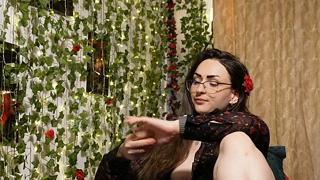 NaughtYHomemadE online show from 07-16-26, 12:13