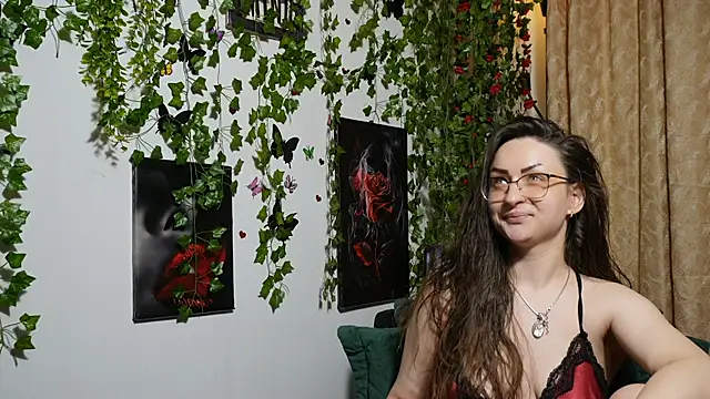 NaughtYHomemadE online show from 11-14-25, 09:57