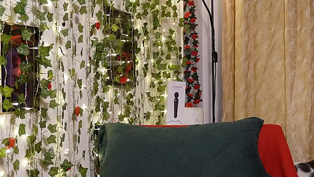 NaughtYHomemadE online show from 02-16-26, 08:57