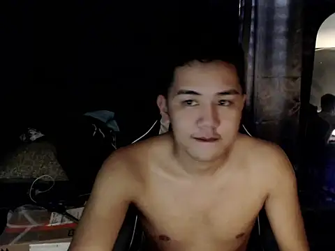 xgregor07 online show from 12-20-25, 08:39