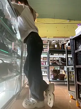 Rosa 998 online show from 12-15-25, 01:00