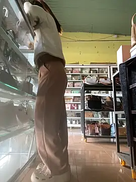 Rosa 998 online show from 12-18-25, 01:00