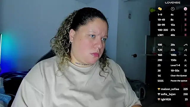 Snapshot of mariana_maze chatting on 03-05-25, 03:51 mariana maze online show from 03-05-25, 03:51