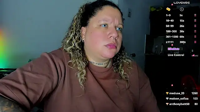 Snapshot of mariana_maze chatting on 03-22-25, 09:13 mariana maze online show from 03-22-25, 09:13