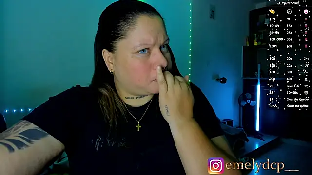 Snapshot of mariana_maze chatting on 06-20-26, 03:55 mariana maze online show from 06-20-26, 03:55