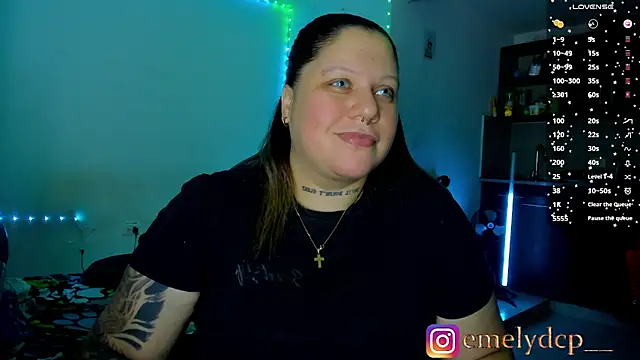 Snapshot of mariana_maze chatting on 06-21-26, 05:02 mariana maze online show from 06-21-26, 05:02