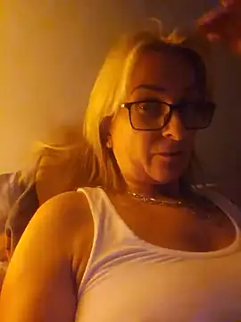 Steffi45 online show from 06-03-26, 07:07