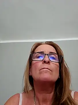 Snapshot of Steffi45 chatting on 10-06-25, 01:12 Steffi45 online show from 10-06-25, 01:12