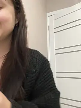 Snapshot of ellie_ssexy chatting on 02-27-25, 04:46 ellie ssexy online show from 02-27-25, 04:46
