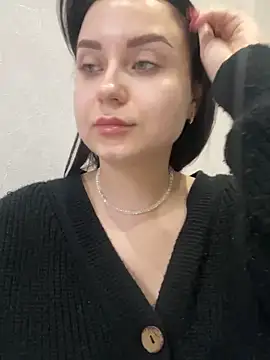 Snapshot of ellie_ssexy chatting on 02-28-25, 04:54 ellie ssexy online show from 02-28-25, 04:54