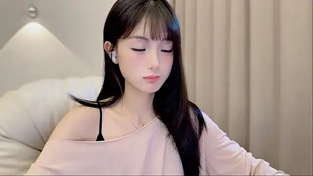 SHUIshui  online show from 10-31-25, 01:19