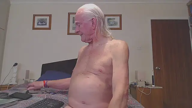 WaverlyKernow online show from 03-30-26, 01:45