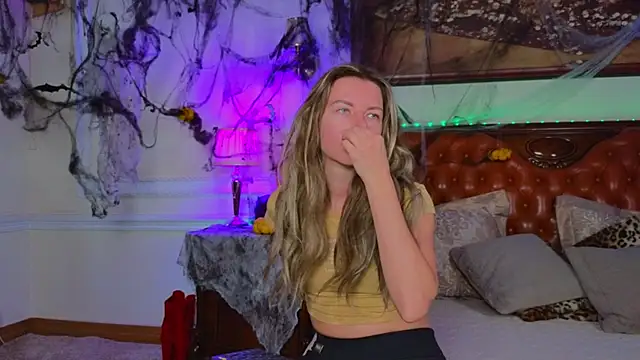 Real Tini online show from 11-03-25, 06:07