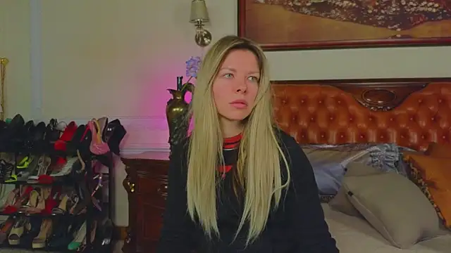 Real Tini online show from 02-26-26, 07:08