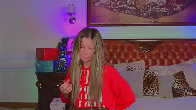 Real Tini online show from 12-23-25, 06:34