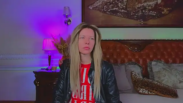 Real Tini online show from 02-06-26, 06:09