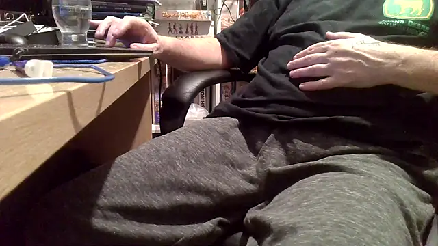 isadirtydog online show from 01-14-25, 11:37