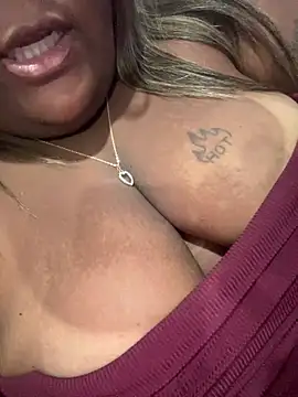 MedusaHot69 online show from 03-11-26, 04:39