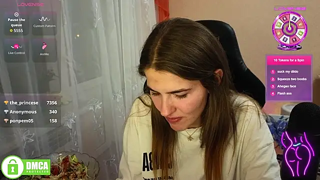 Snapshot of mag1c_eyes1 chatting on 11-18-25, 06:33 mag1c eyes1 online show from 11-18-25, 06:33