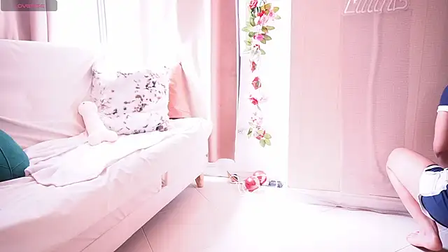 lilith  rosse online show from 05-07-26, 06:33