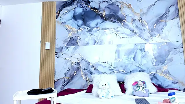 luna hoott online show from 10-10-25, 02:18