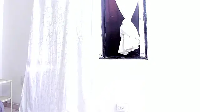 luna hoott online show from 10-04-25, 01:23