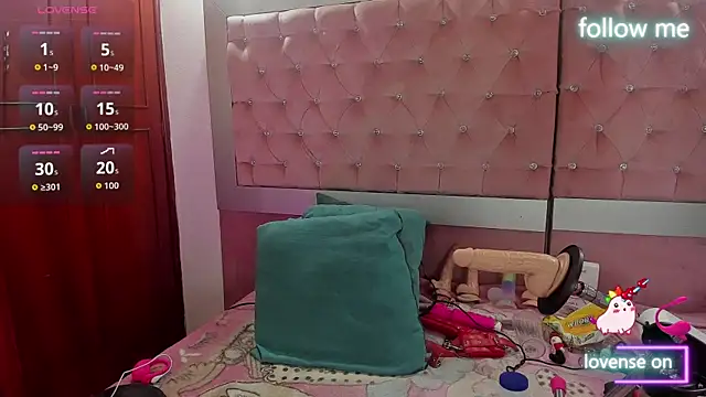 neeko princes online show from 11-20-25, 12:17