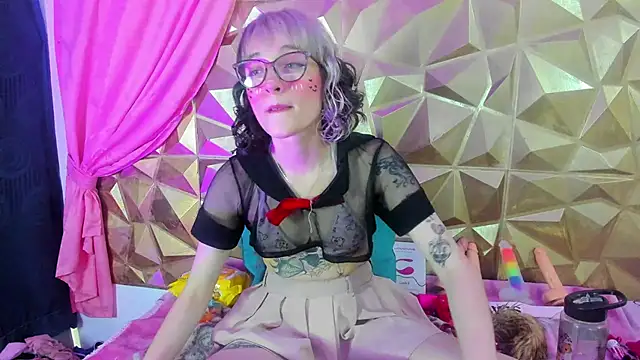 Snapshot of neeko_princes chatting on 02-03-25, 03:38 neeko princes online show from 02-03-25, 03:38