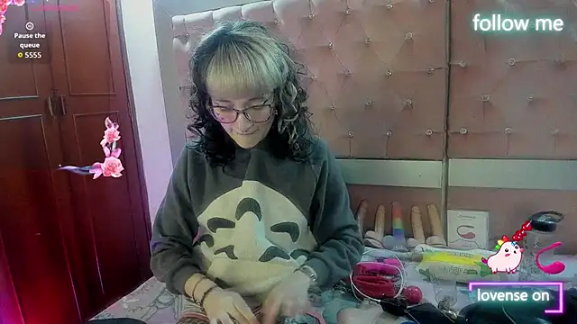 neeko princes online show from 02-17-26, 12:13