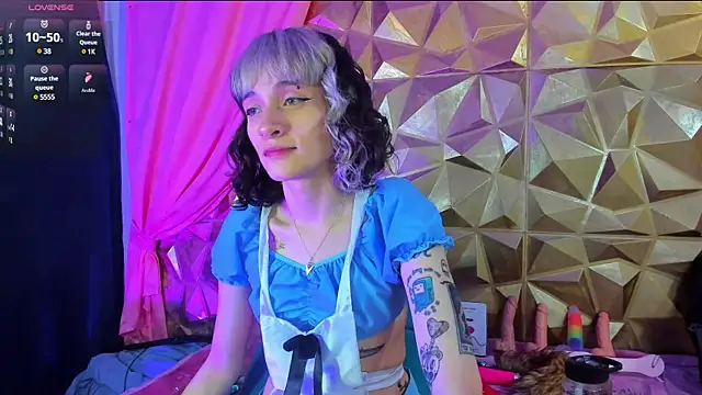 Snapshot of neeko_princes chatting on 03-02-25, 12:14 neeko princes online show from 03-02-25, 12:14