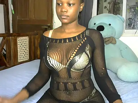 Tonya01 Angels  online show from 05-03-26, 05:01
