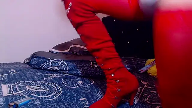 Snapshot of Aliice_Doll chatting on 03-15-25, 12:25 Aliice Doll online show from 03-15-25, 12:25