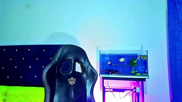 Snapshot of Aliice_Doll chatting on 02-20-26, 06:26 Aliice Doll online show from 02-20-26, 06:26