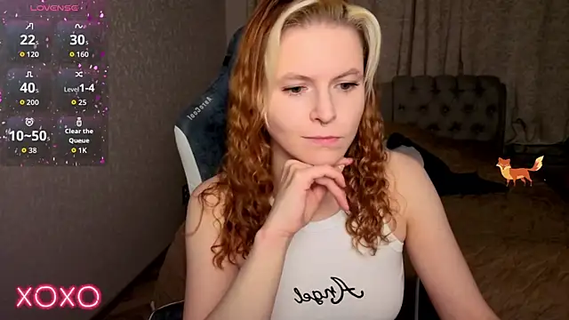 Snapshot of rocky_foxy chatting on 10-15-25, 10:07 rocky foxy online show from 10-15-25, 10:07
