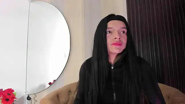 Snapshot of _shantal_smith chatting on 02-24-26, 12:33 shantal smith online show from 02-24-26, 12:33