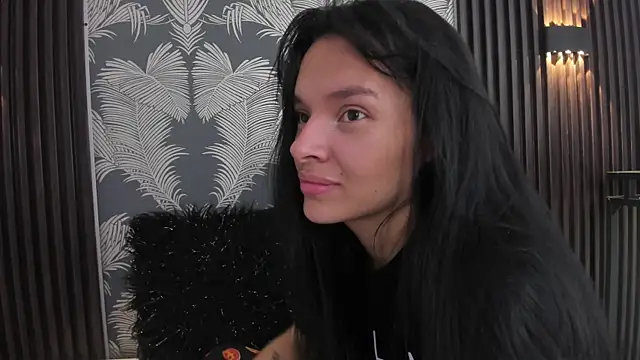 Snapshot of _shantal_smith chatting on 06-12-26, 12:58 shantal smith online show from 06-12-26, 12:58
