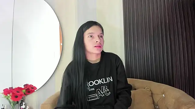 Snapshot of _shantal_smith chatting on 03-01-26, 12:32 shantal smith online show from 03-01-26, 12:32