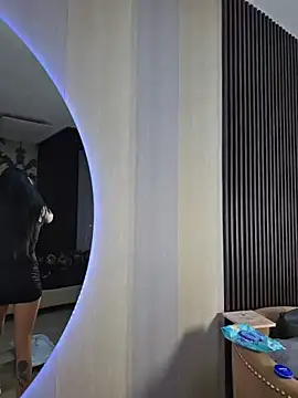  shantal smith online show from 11-01-25, 03:50