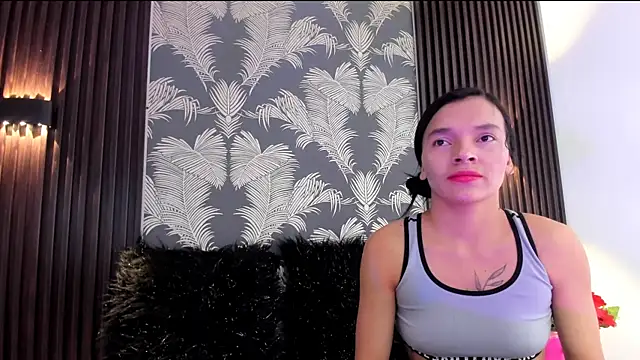 Snapshot of _shantal_smith chatting on 02-18-26, 12:19 shantal smith online show from 02-18-26, 12:19