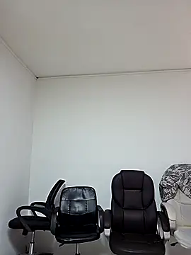  shantal smith online show from 10-05-25, 04:53